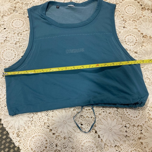 GYMSHARK little work out tank. Ladies size medium. - Picture 5 of 8